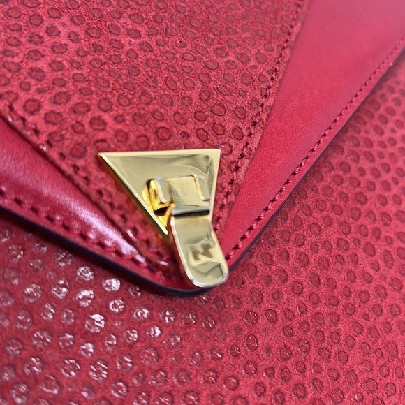 Nina Ricci Red Leather Pebbled Suede Combination Shoulder Bag Made in France - Picture 15 of 15